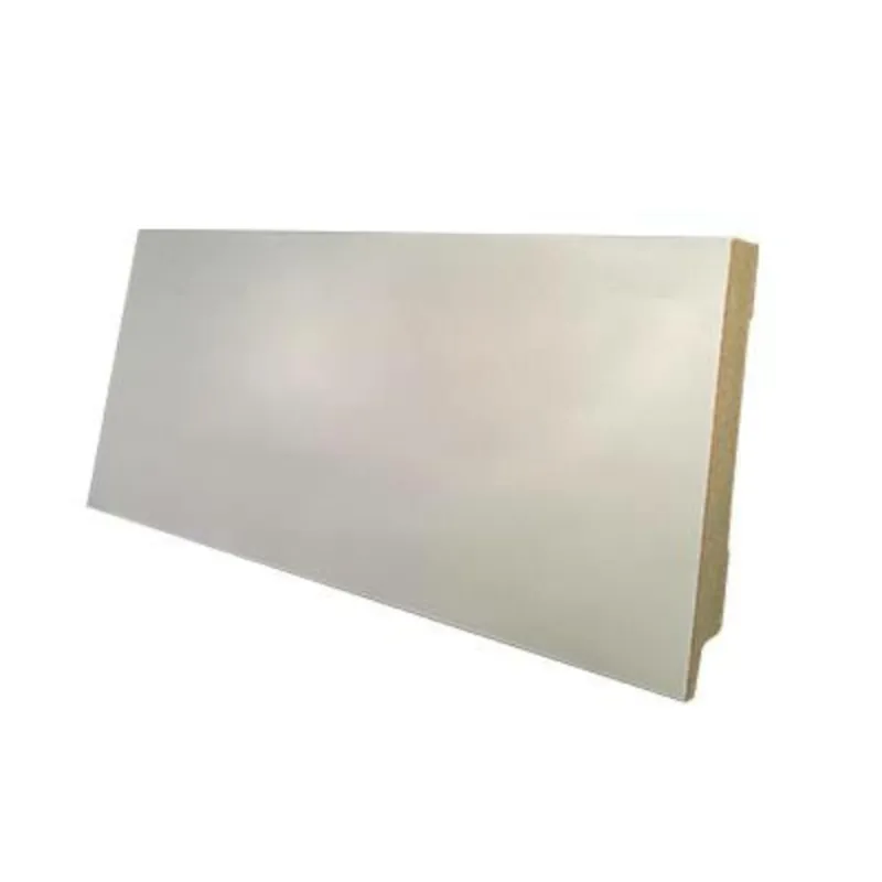 Hoekplint RAL9010 Voorgelakt 120x15mm - lengte 244cm Superprijs