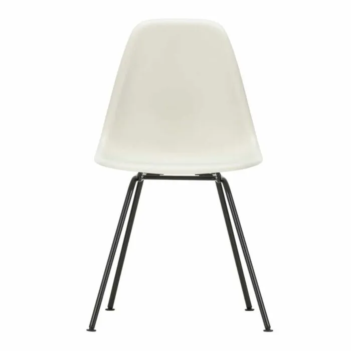 Speciale Aanbieding Vitra Eames DSX stoel met zwart gepoedercoat onderstel-pebble