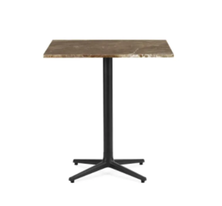 Normann Copenhagen Allez 4L vierkant groot tafel-Sand Tijdelijk Beschikbaar