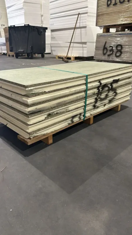 Outletpartij 105 B-keus PIR + Spano 1200x600x40+12mm T&G Rd 1.81 (=4,32 m²) Nieuw