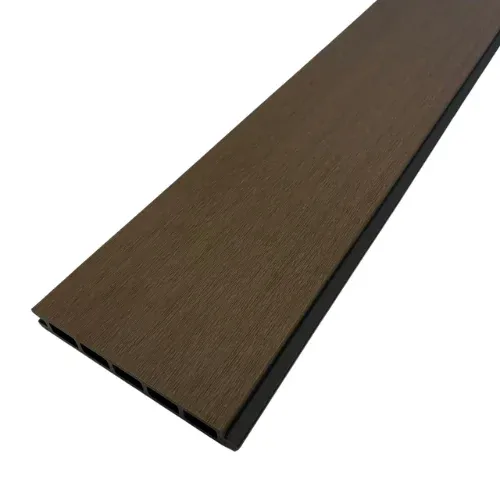 Composiet schutting Teak 1790x140x20mm (=0,25m²) Lage Kosten