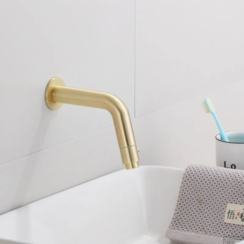 Hete Deal Inbouw Fonteinkraan BWS Gold Gebogen Geborsteld Messing Mat Goud