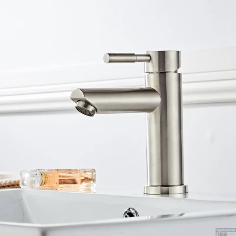 Wastafelkraan BWS Exclusive Eenhendel 304 RVS Op = Op