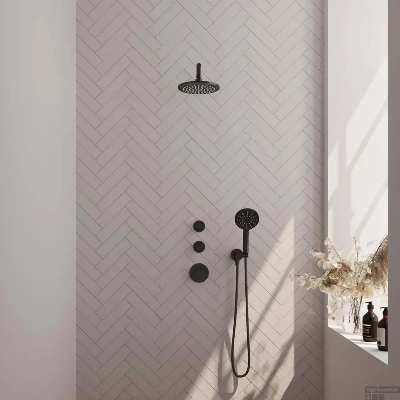 Regendoucheset Inbouw Brauer Black Carving Thermostatisch 20cm met Gebogen Wandarm en Handdouche 3-Standen Losse Stopkranen Mat Zwart Must-Have
