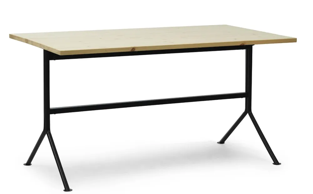 Normann Copenhagen Kip bureau-Black-Pine Fabrieksprijs
