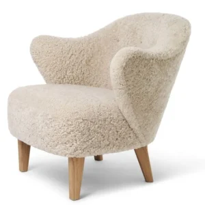 Audo Copenhagen Ingeborg loungestoel - sheepskin-Natural Oak-Moonlight Korting