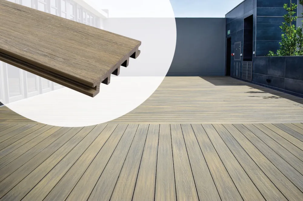 Vlonderplank Composiet Timmdek The Rockies 2.3 x 14 cm Cedar - 400 cm Weekendaanbieding