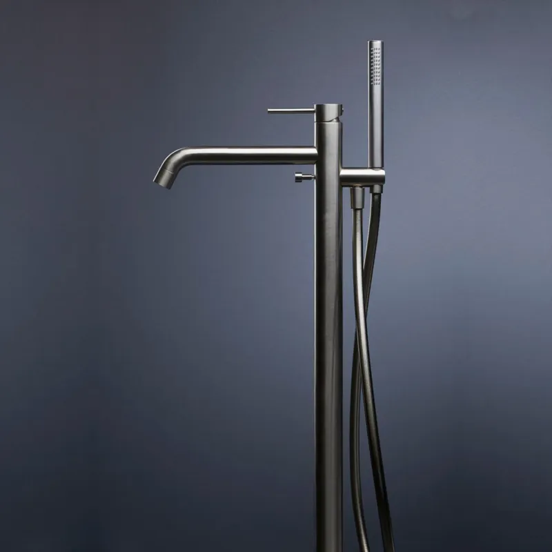 Tijdelijk Beschikbaar Vrijstaande Badkraan Sanimex Bellezza Bagno 96.9 met Handdouche Geborsteld RVS