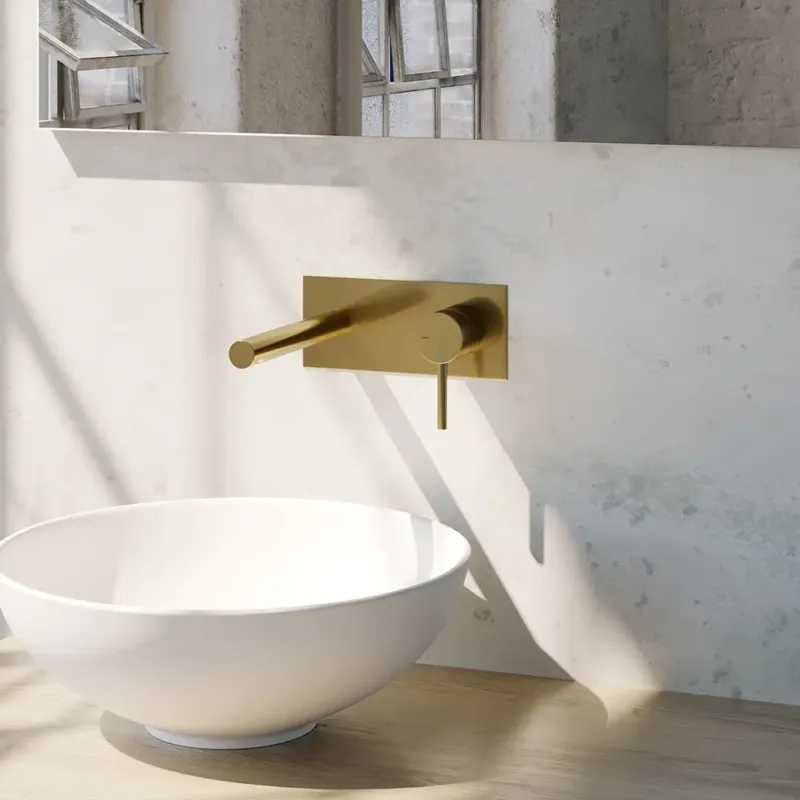 Brauer Gold Edition ColdStart wastafelkraan inbouw rechte uitloop met achterplaat model A1 geborsteld messing PVD Merkproduct