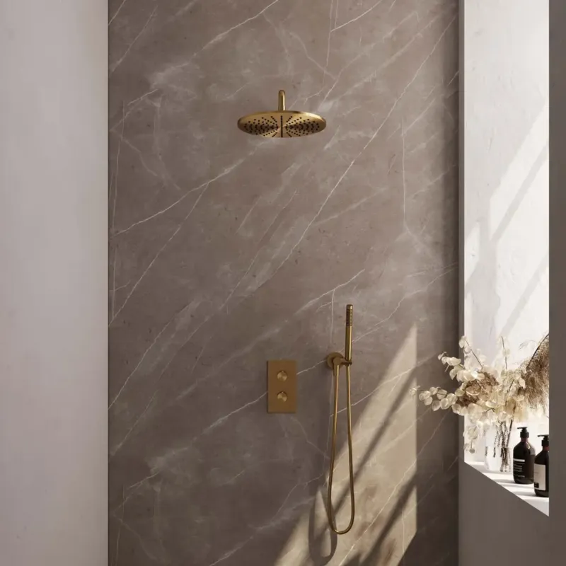 Exclusieve Aanbieding Brauer Gold Edition complete inbouw regendouche met staafhanddouche, gebogen wandarm en hoofddouche 30cm set 28 messing geborsteld PVD