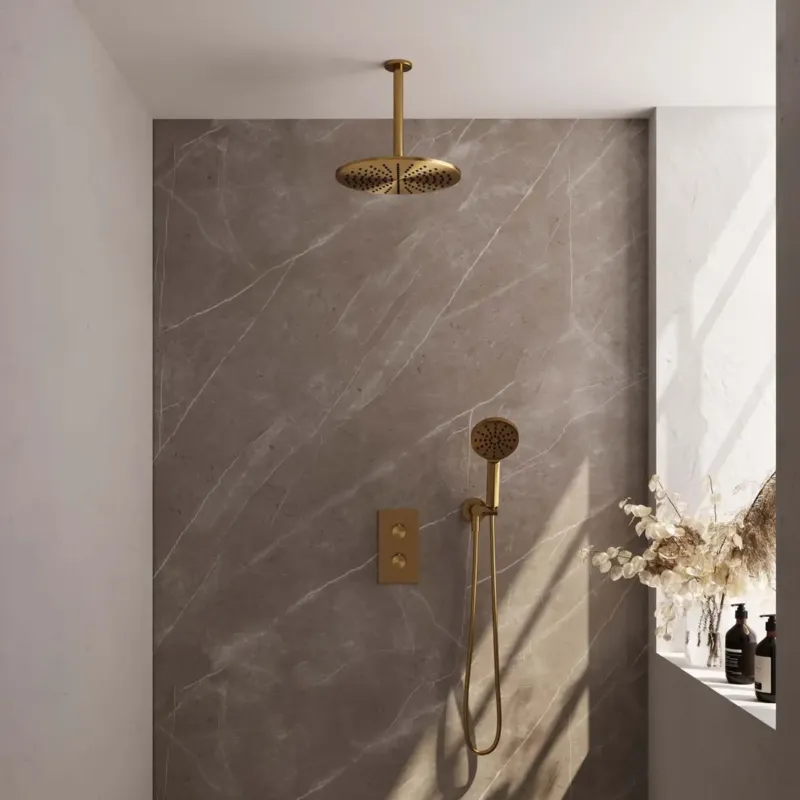 Brauer Gold Edition complete inbouw regendouche met 3 standen handdouche, plafondarm en hoofddouche 30cm set 36 messing geborsteld PVD Favoriet